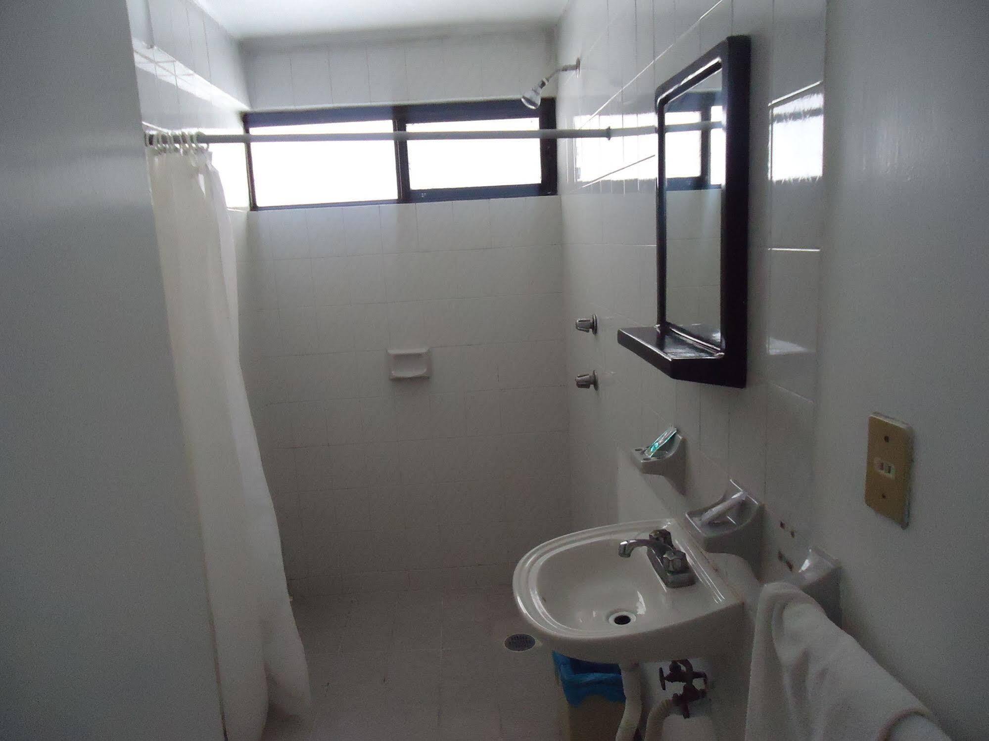 Oyo Hotel Casa Real Matehuala Kültér fotó