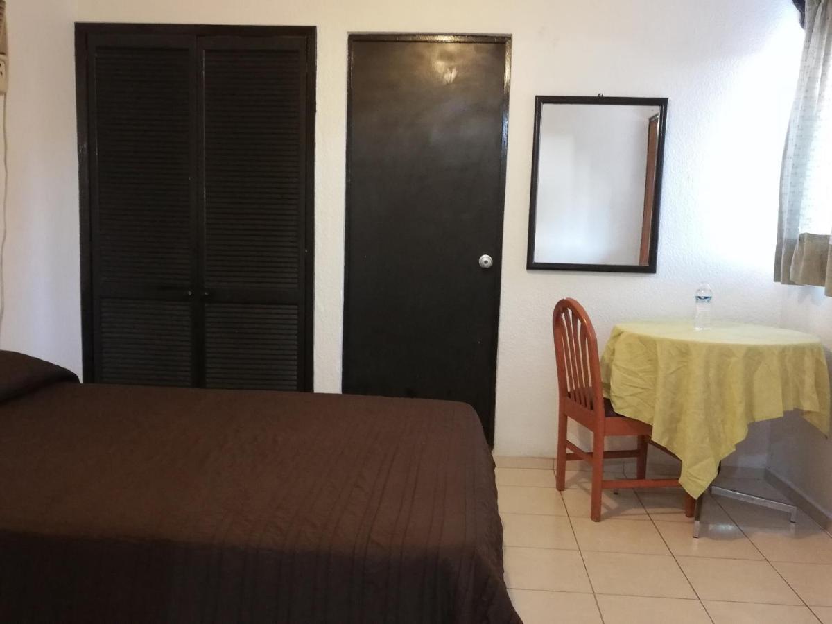 Oyo Hotel Casa Real Matehuala Kültér fotó